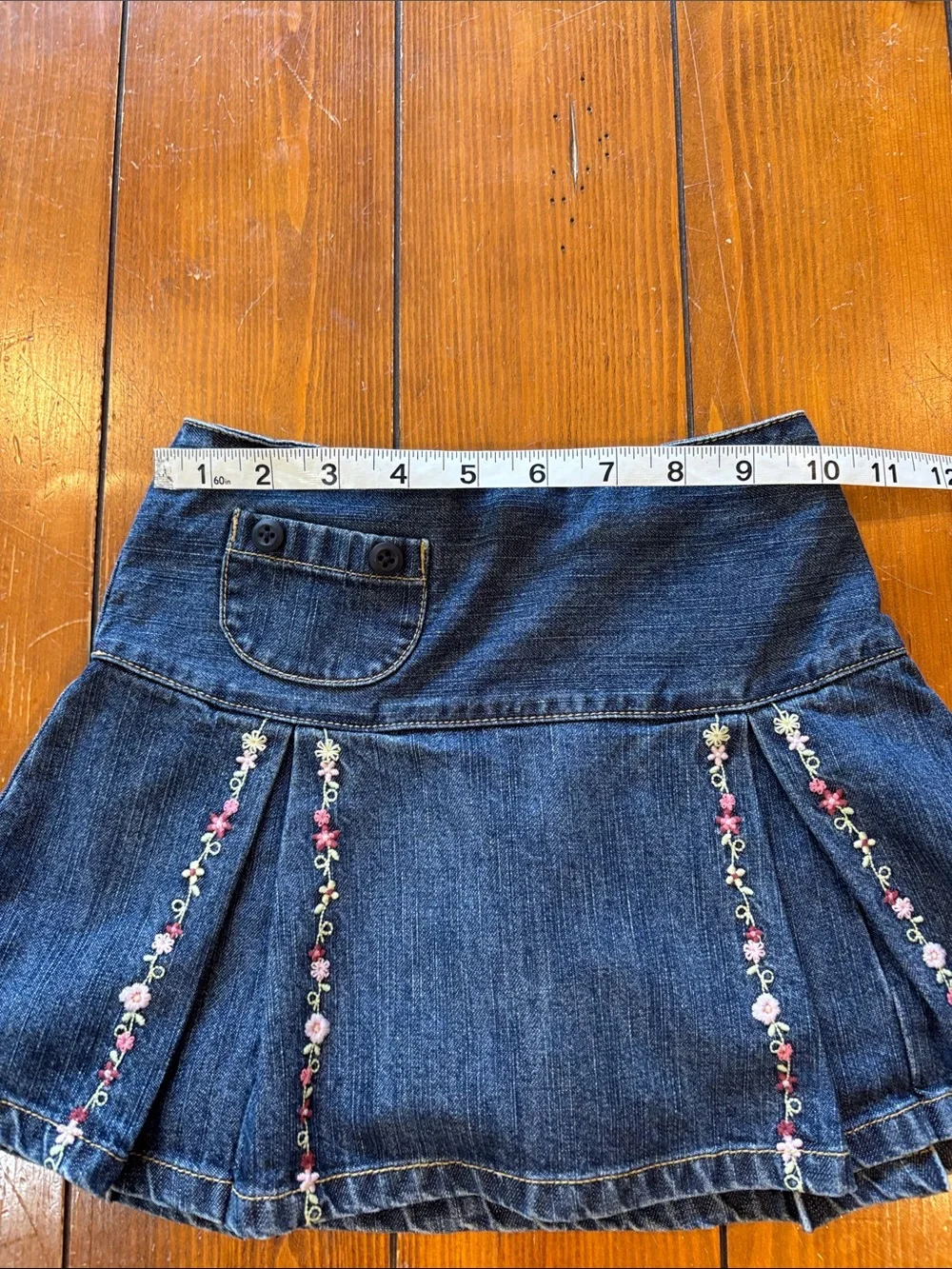 Gymboree Blue Denim Pleated Skort with Floral Embroidery Girls Size 4 GUC